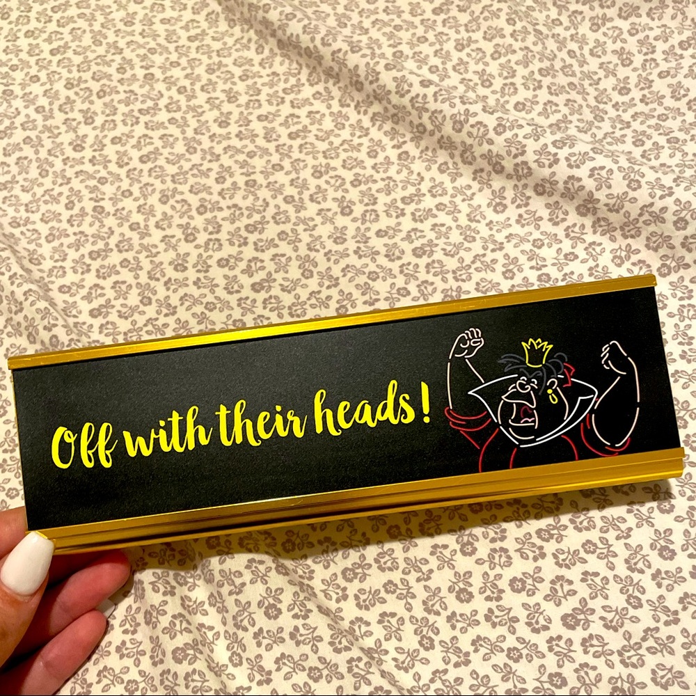 Queen of Hearts Desk Plaque